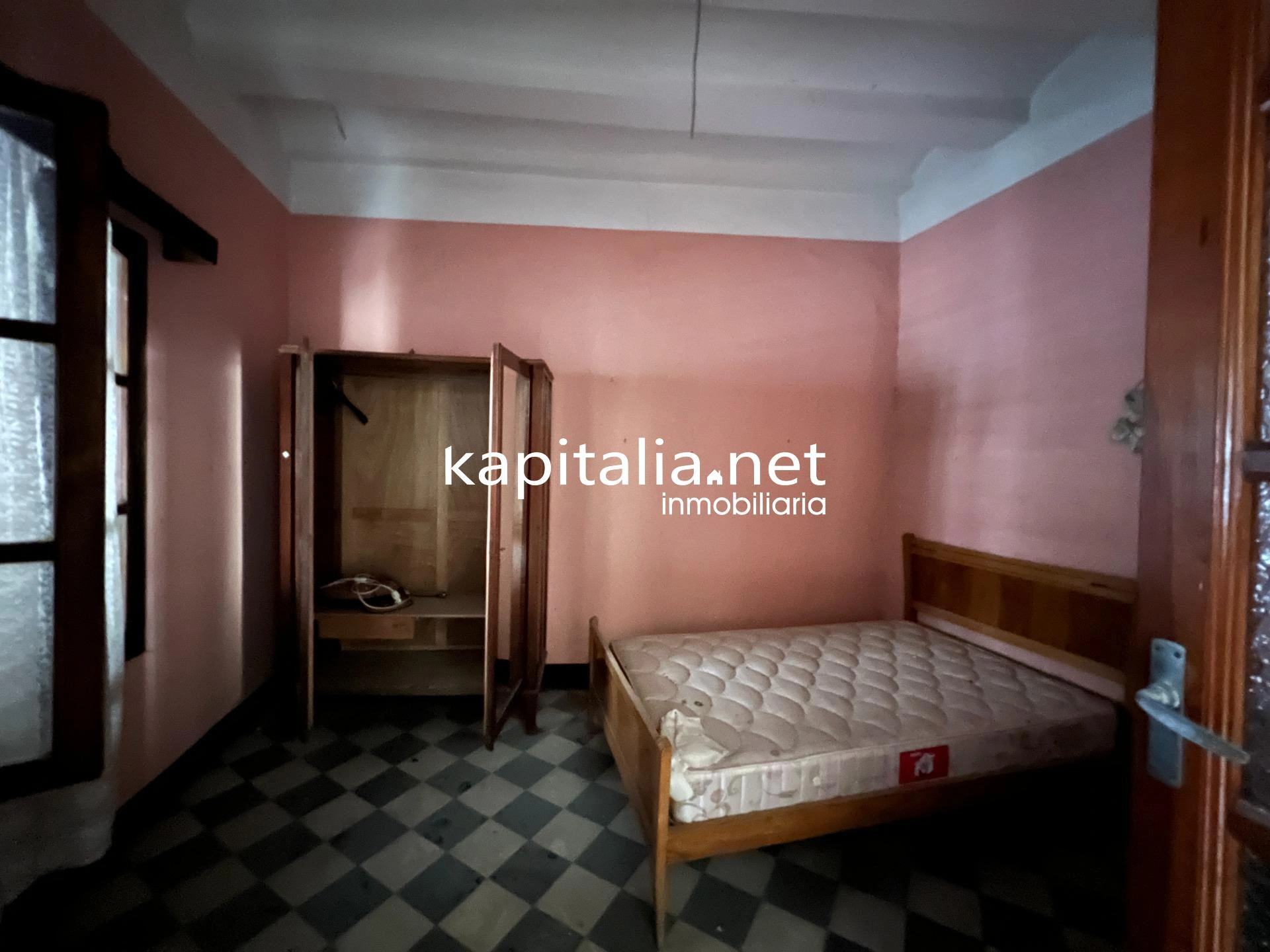 Casa a la venta en Ontinyent, Valencia