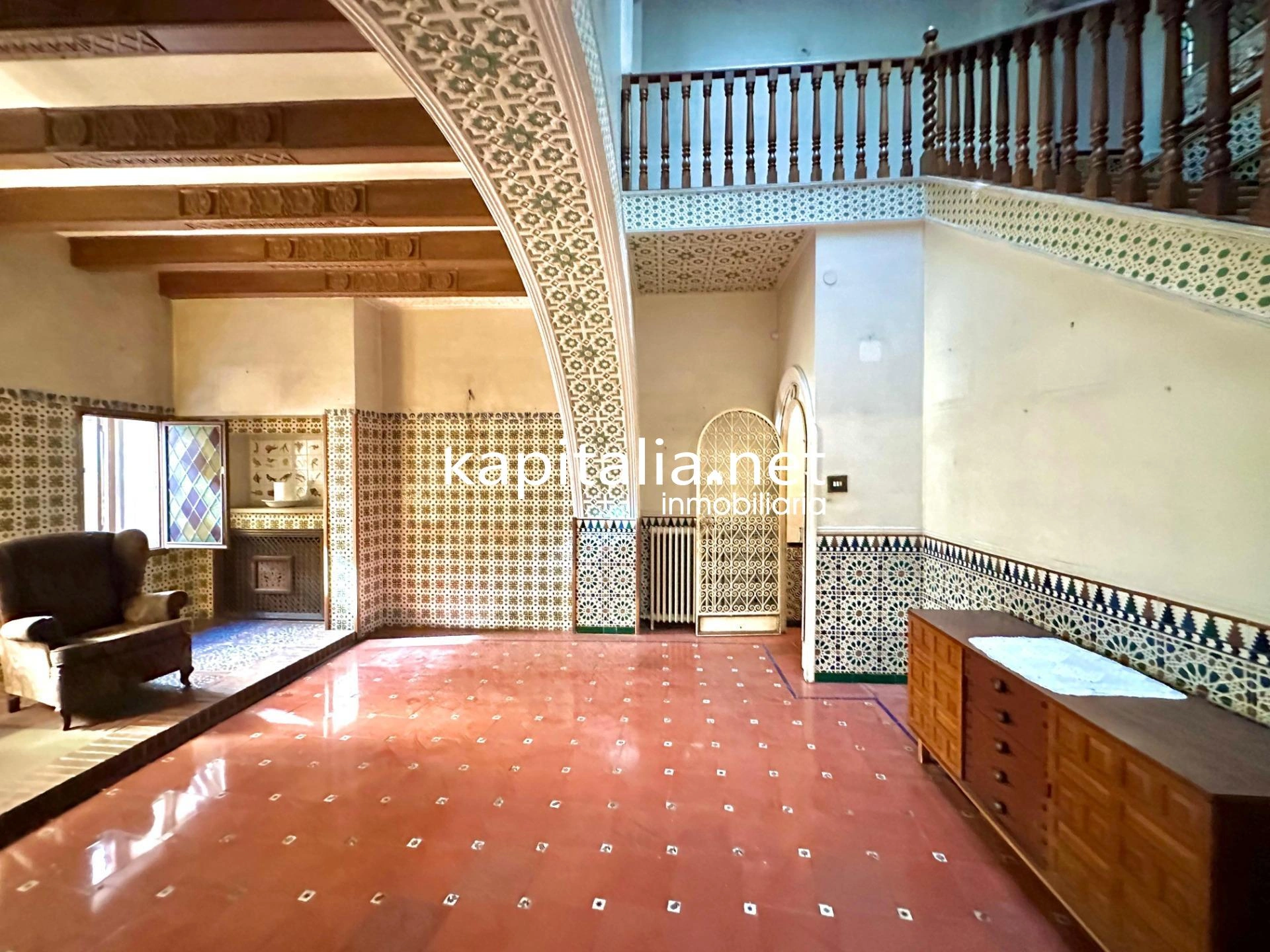 09750 - Gran casa con encanto a la venta en Alcoy