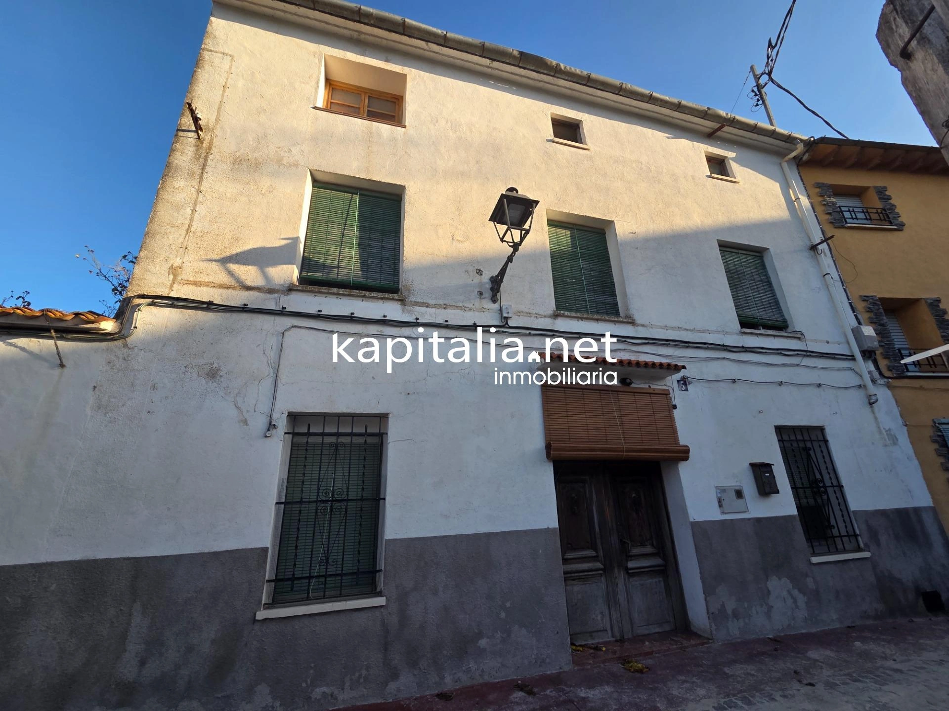 10127 - Encantadora Casa en Quatretondeta - Ideal para Entrar a Vivir