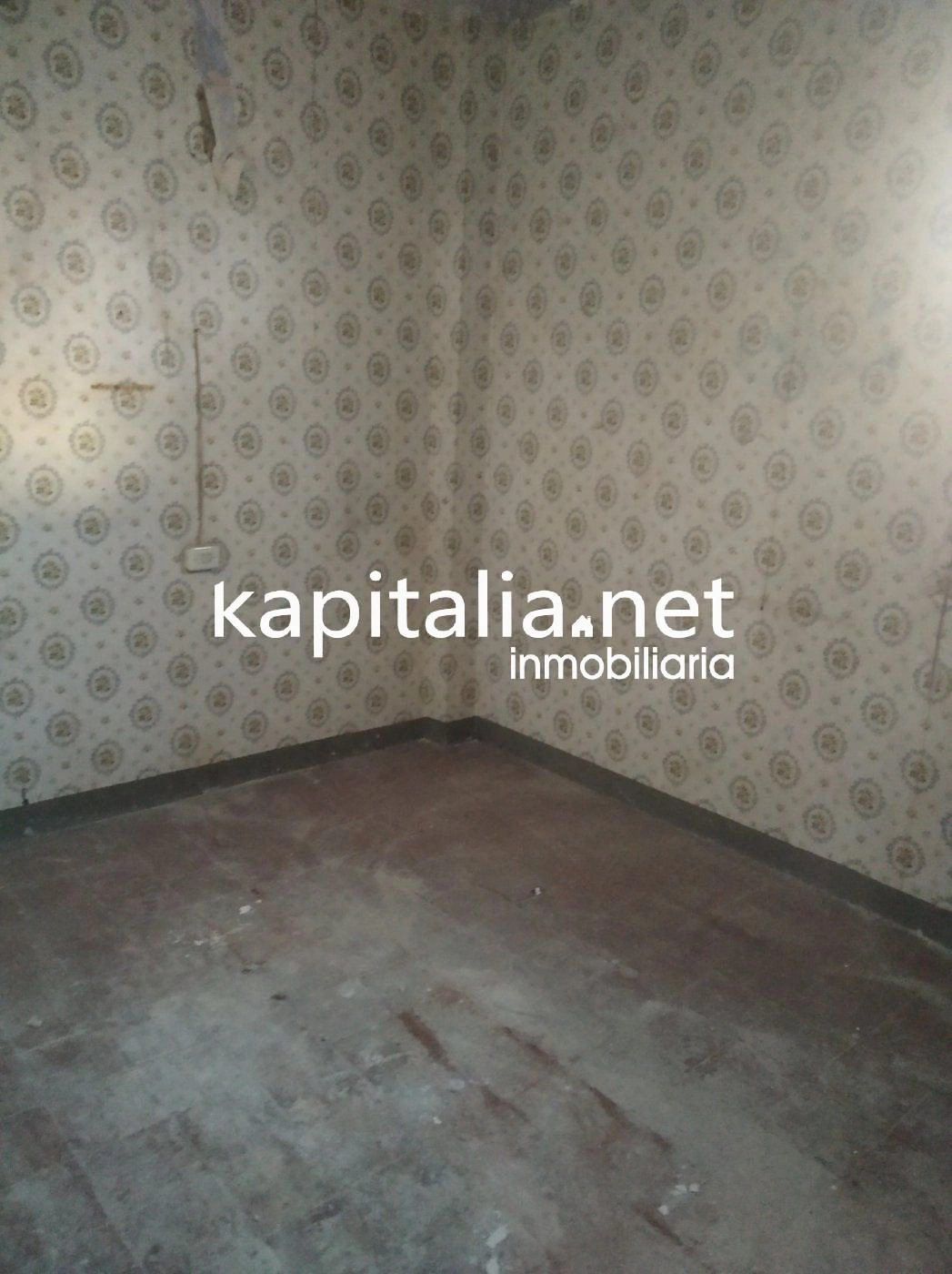 06887 - INTERESANTE CASA A LA VENTA EN ONTINYENT, ZONA CERCA DEL CENTRO COMERCIAL Y DE LA PLAZA CONCEPCION.