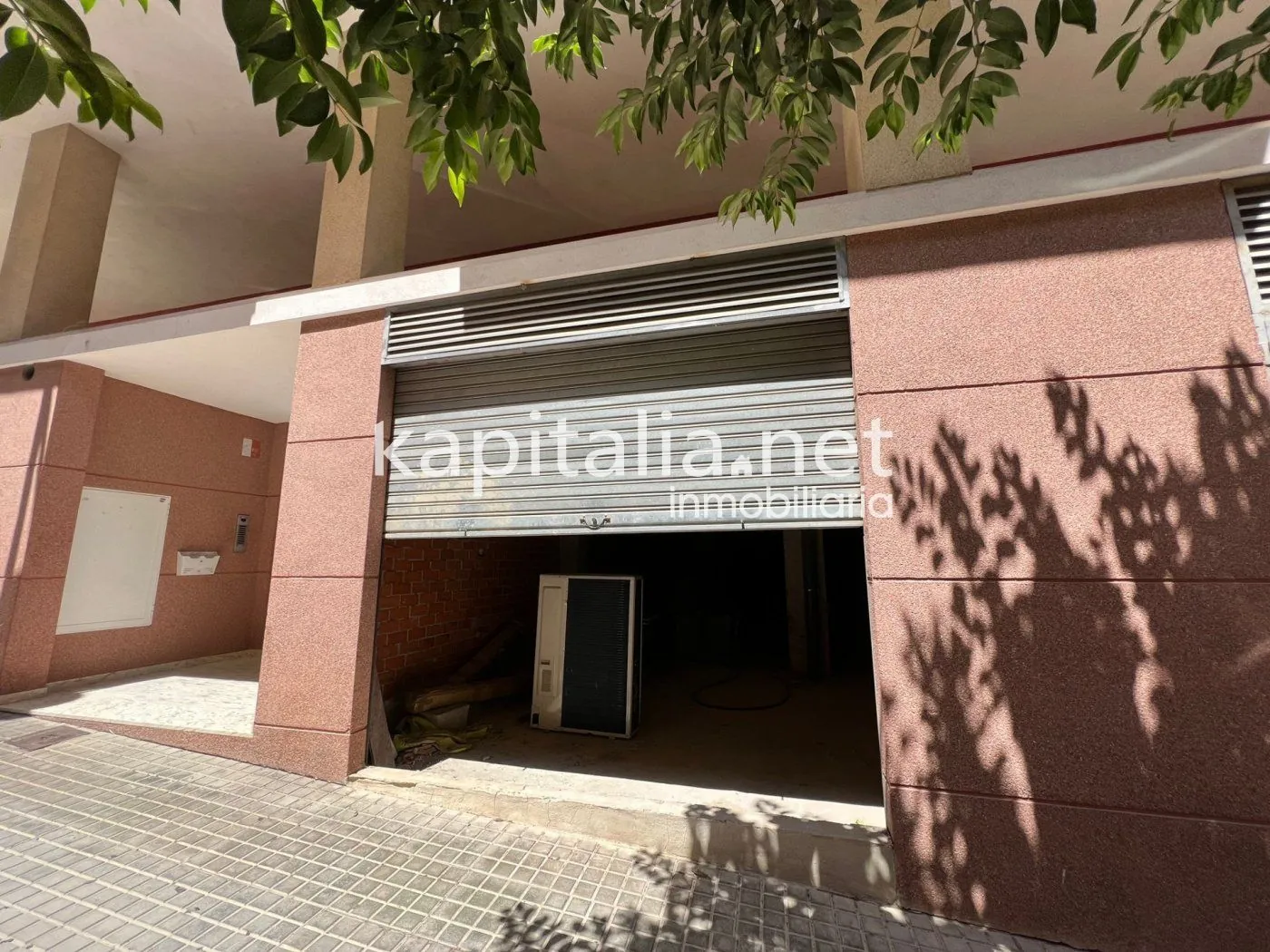 07851 - Commercial premises for sale in Ontinyent, El Llombo area.