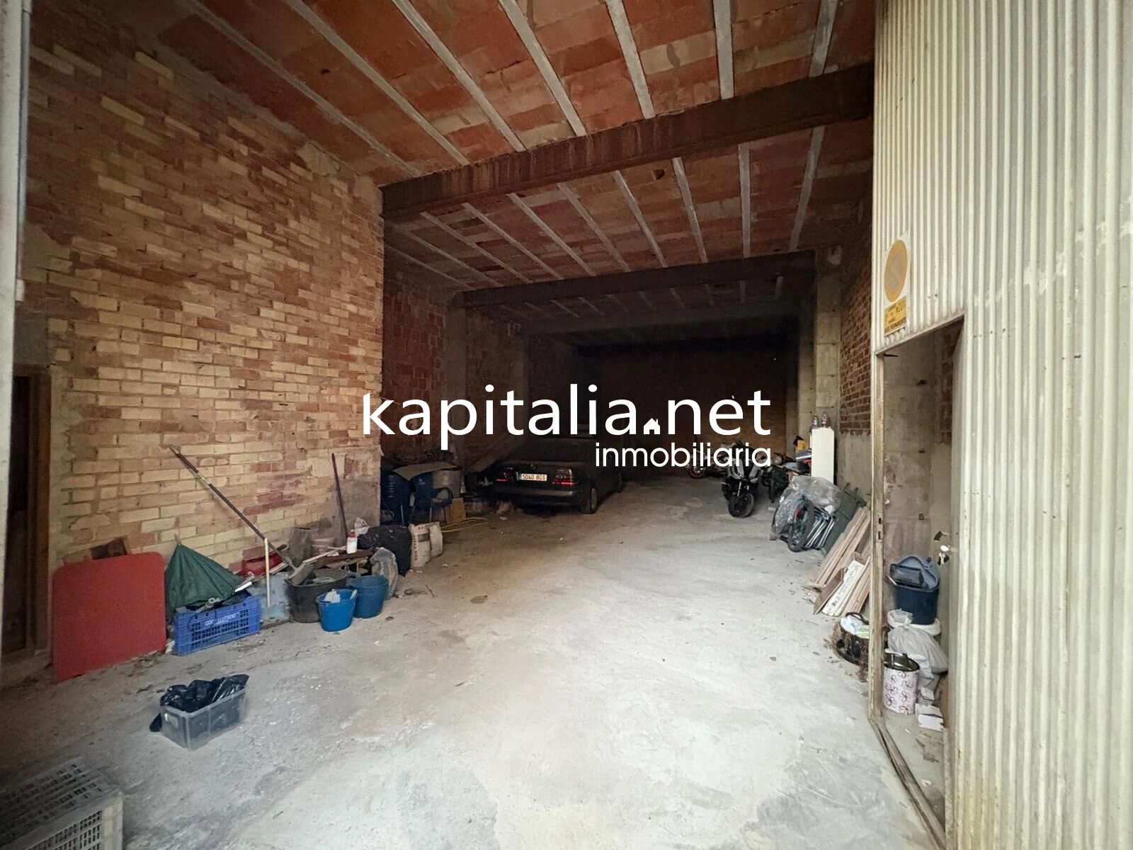 EDIFICIO DE 3 PLANTAS PARA TERMINAR DE CONSTRUIR A LA VENTA EN MANUEL