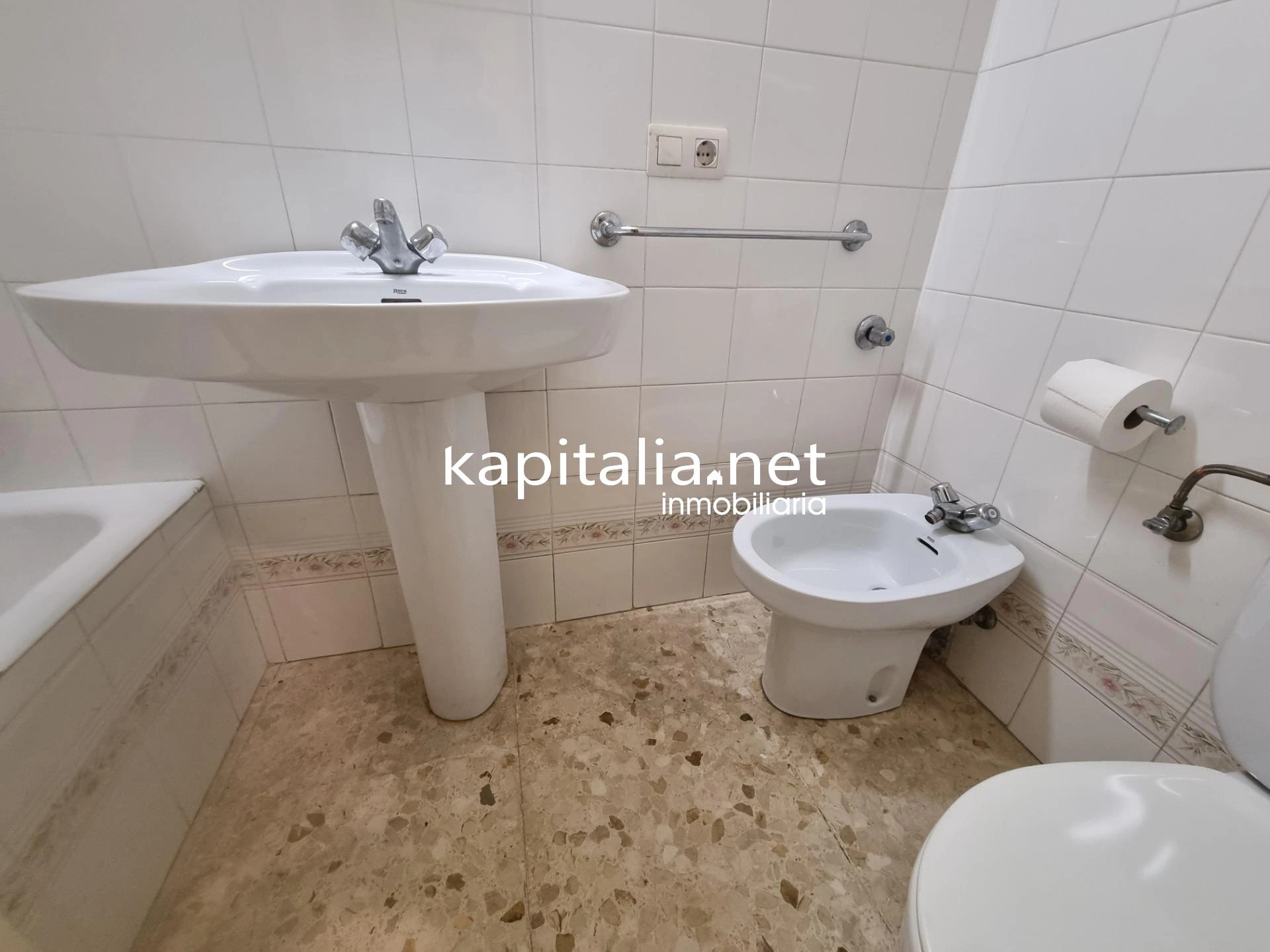 09233 - Property for Rent in Ontinyent