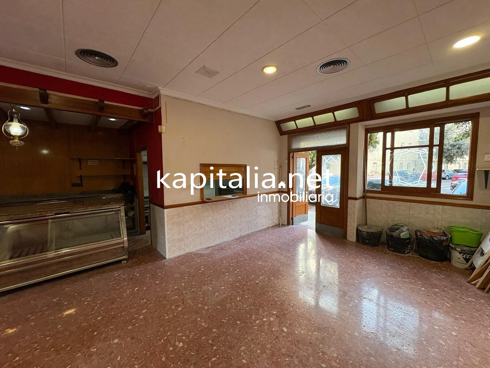 10170 - LOCAL COMERCIA O PLANTA BAJA RESIDENCIAL A LA VENTA EN XATIVA