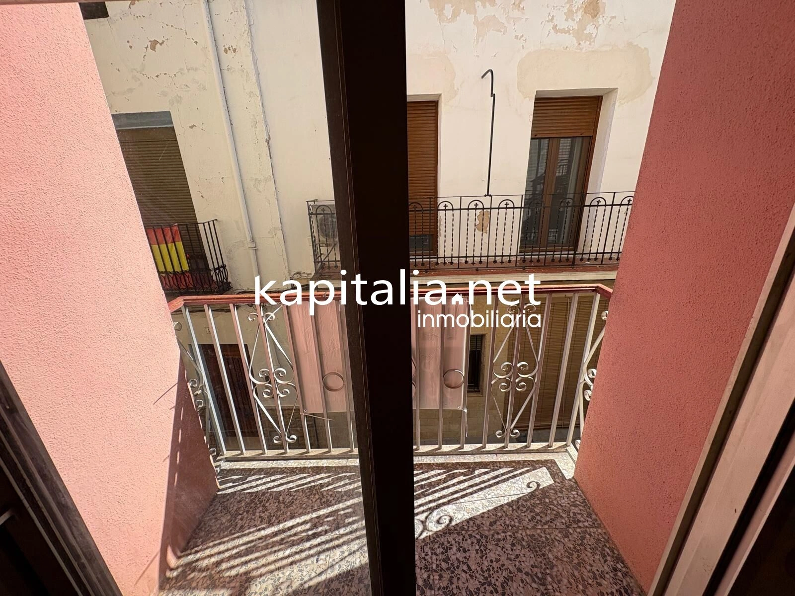 10147 - PISO CON BUHARDILLA A LA VENTA EN VALLADA