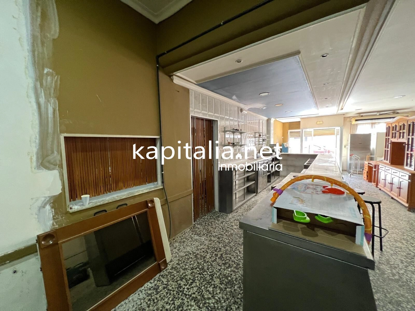 09579 - BAR-CAFETERIA A LA VENTA EN LA LLOSA DE RANES