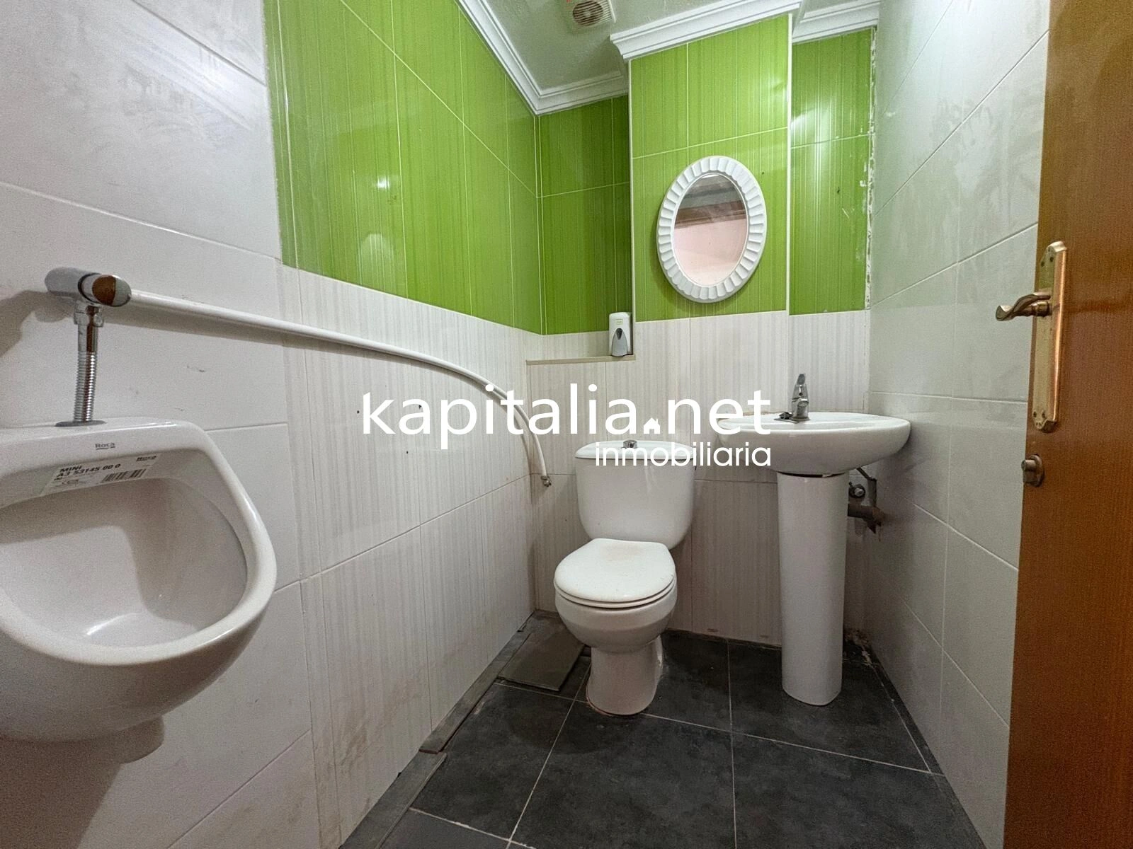 10170 - LOCAL COMERCIA O PLANTA BAJA RESIDENCIAL A LA VENTA EN XATIVA