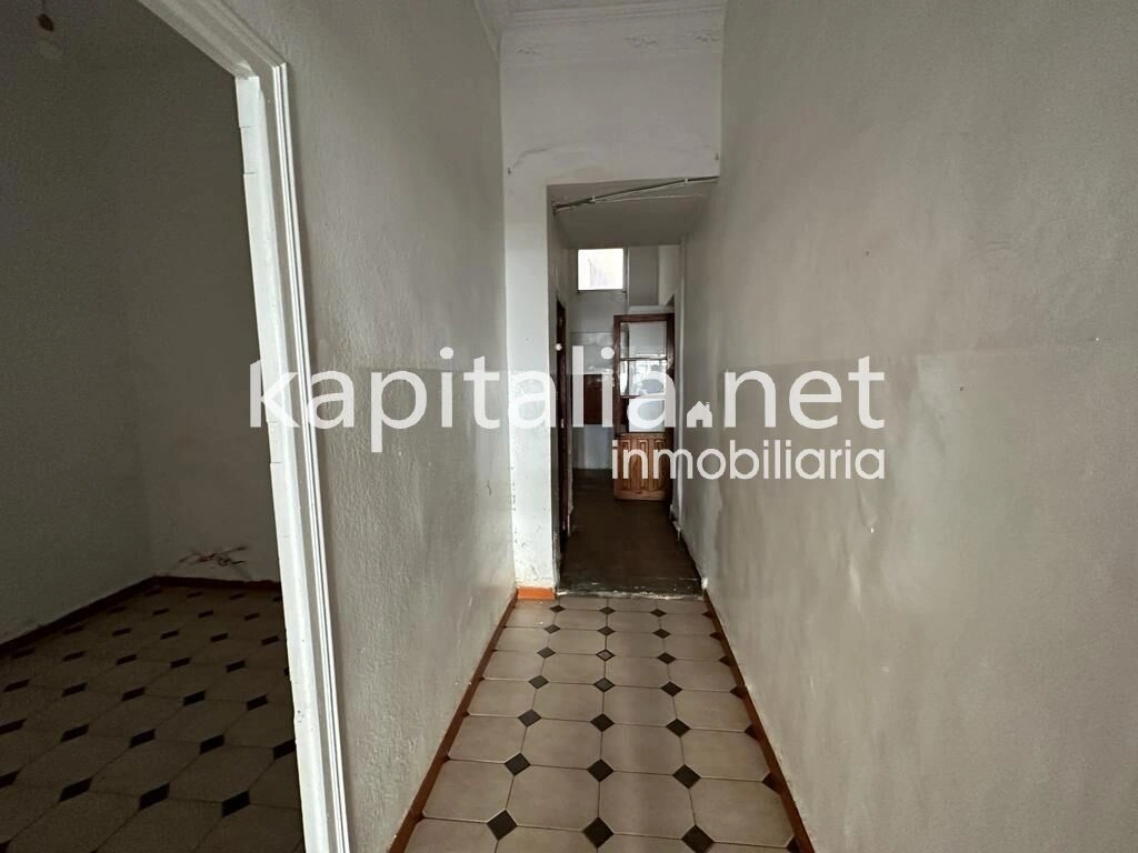 08338 - Property for Rent in Ontinyent