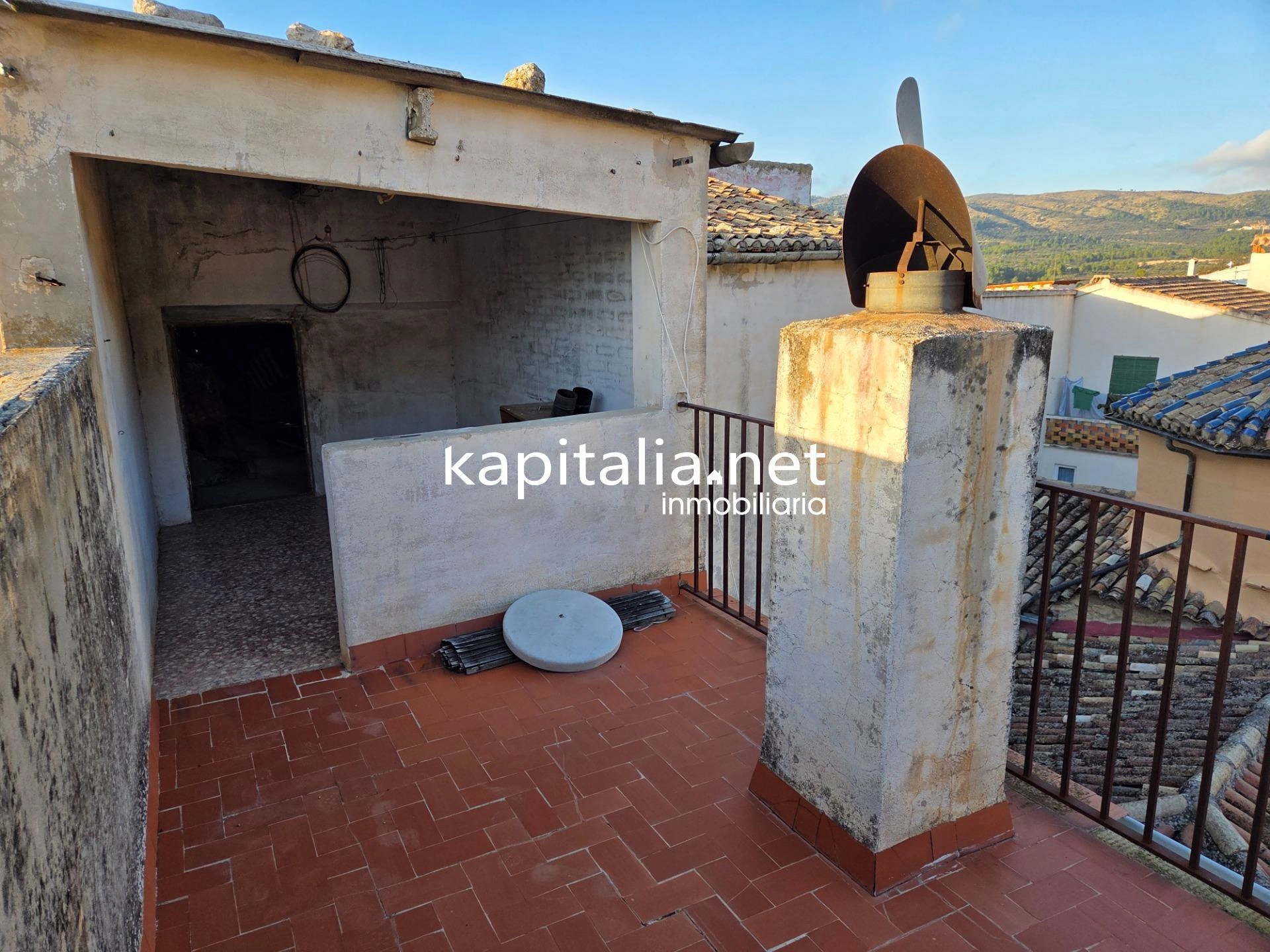 10127 - Encantadora Casa en Quatretondeta - Ideal para Entrar a Vivir