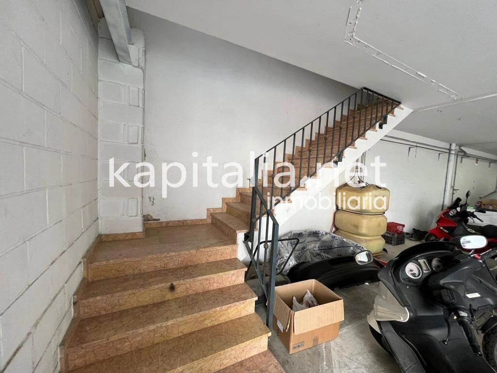 08417 - NAVE INDUSTRIAL A LA VENTA EN XATIVA