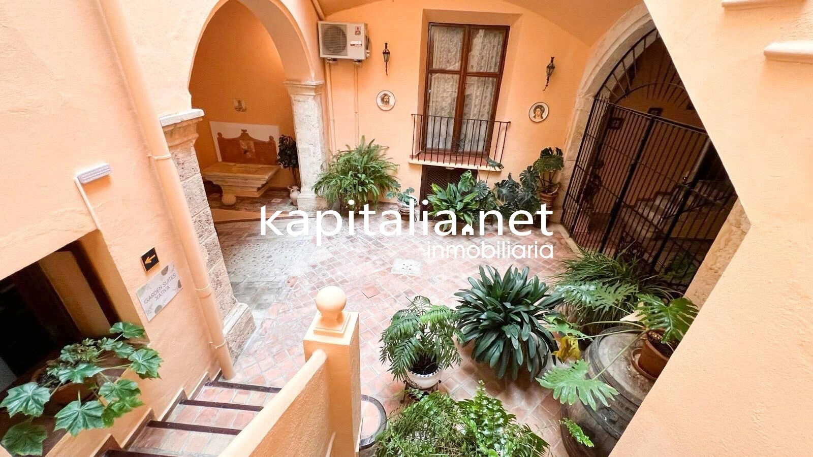 09222 - CASA RURAL A LA VENTA EN EL CENTRO DE XATIVA