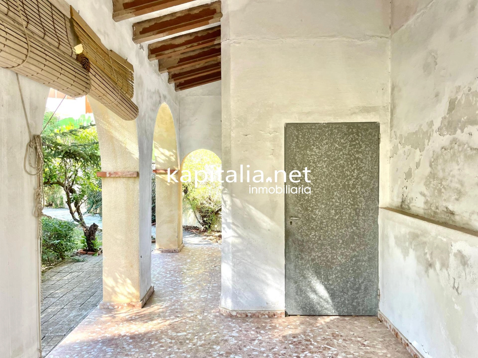 09693 - Gran casa señorial con gran jardín a la venta en Cocentaina!