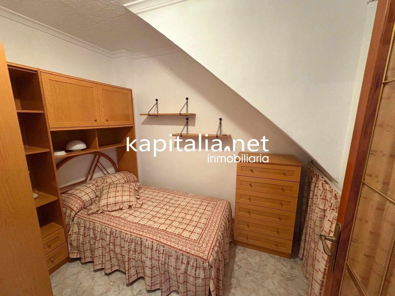 09930 - ESTUPENDO PISO DUPLEX CENTRICO A LA VENTA EN ENGUERA