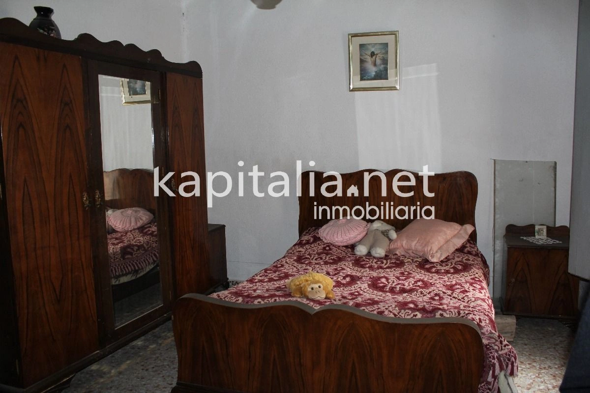 Casa de 500m2 a la venta en Bocairent