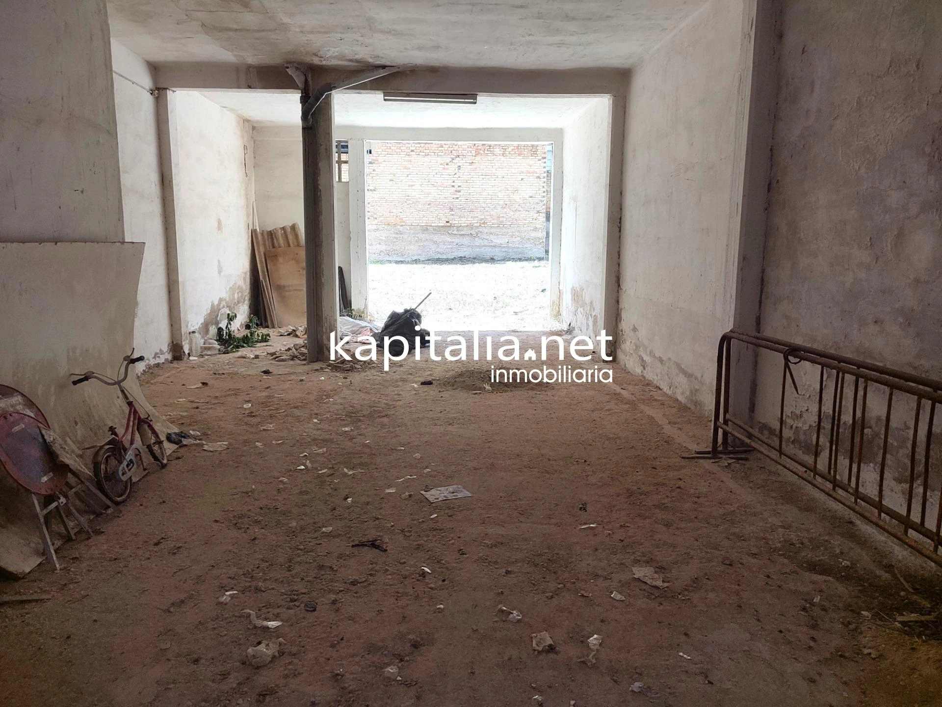 09327 - URBAN LAND FOR SALE IN ONTINYENT, LOCATED IN CENTRAL AREA.