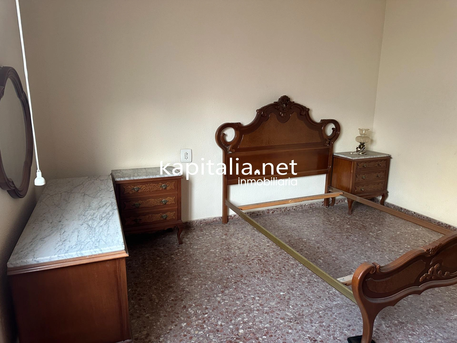 PISO CÉNTRICO CON GRAN TERRAZA A LA VENTA EN ONTINYENT