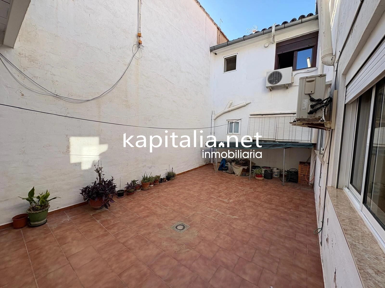 10360 - ESTUPENDA VIVIENDA EN PLANTA BAJA LISTA PARA EN TRAR A VIVIR A LA VENTA EN VALLADA