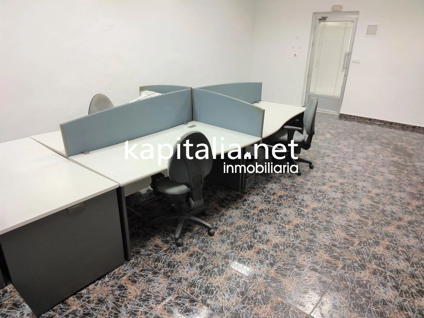 06540 - Locales comerciales a la venta en Ontinyent, zona El Llombo.