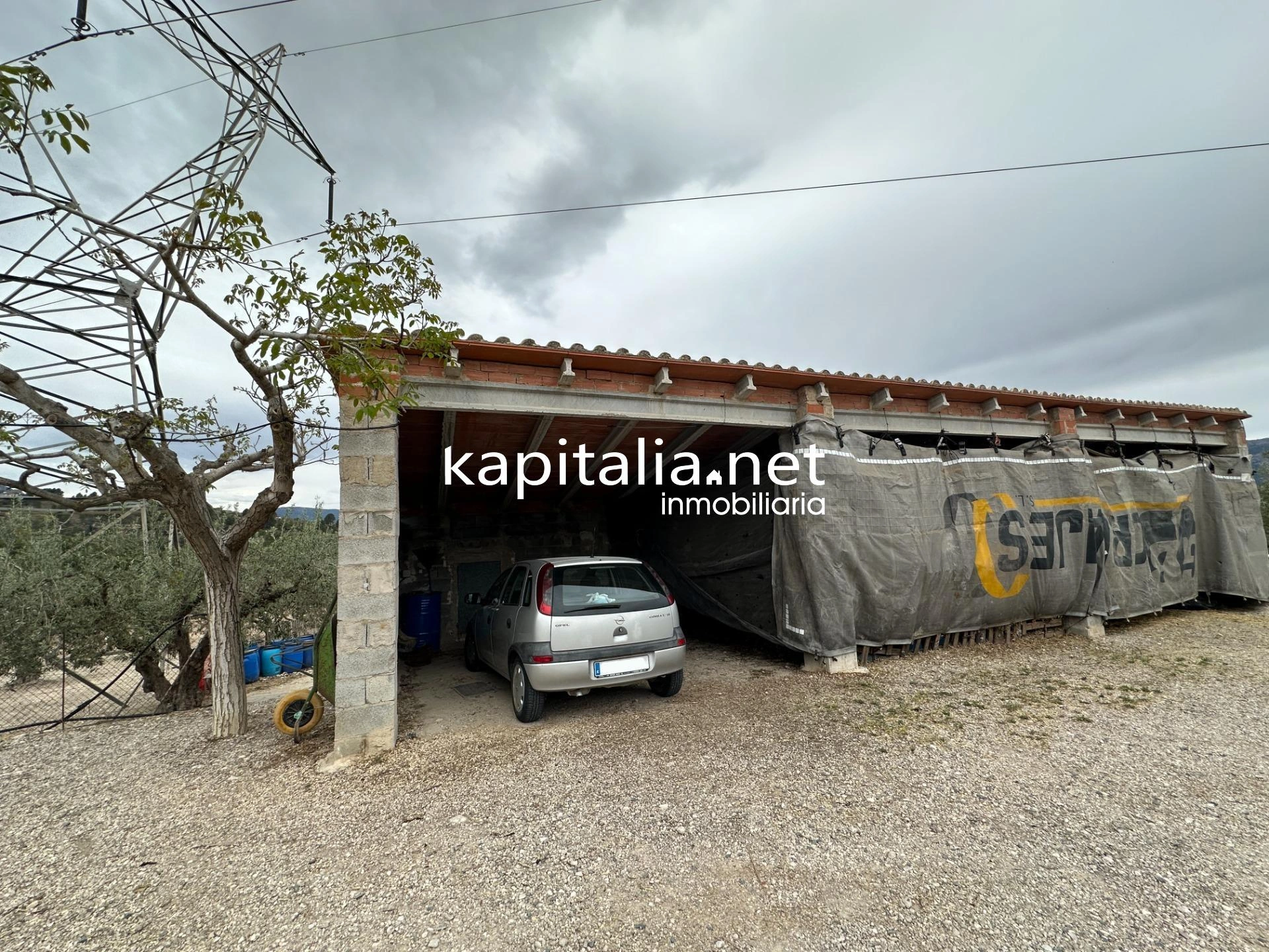 Chalet a la venta en Cocentaina, Alicante.
