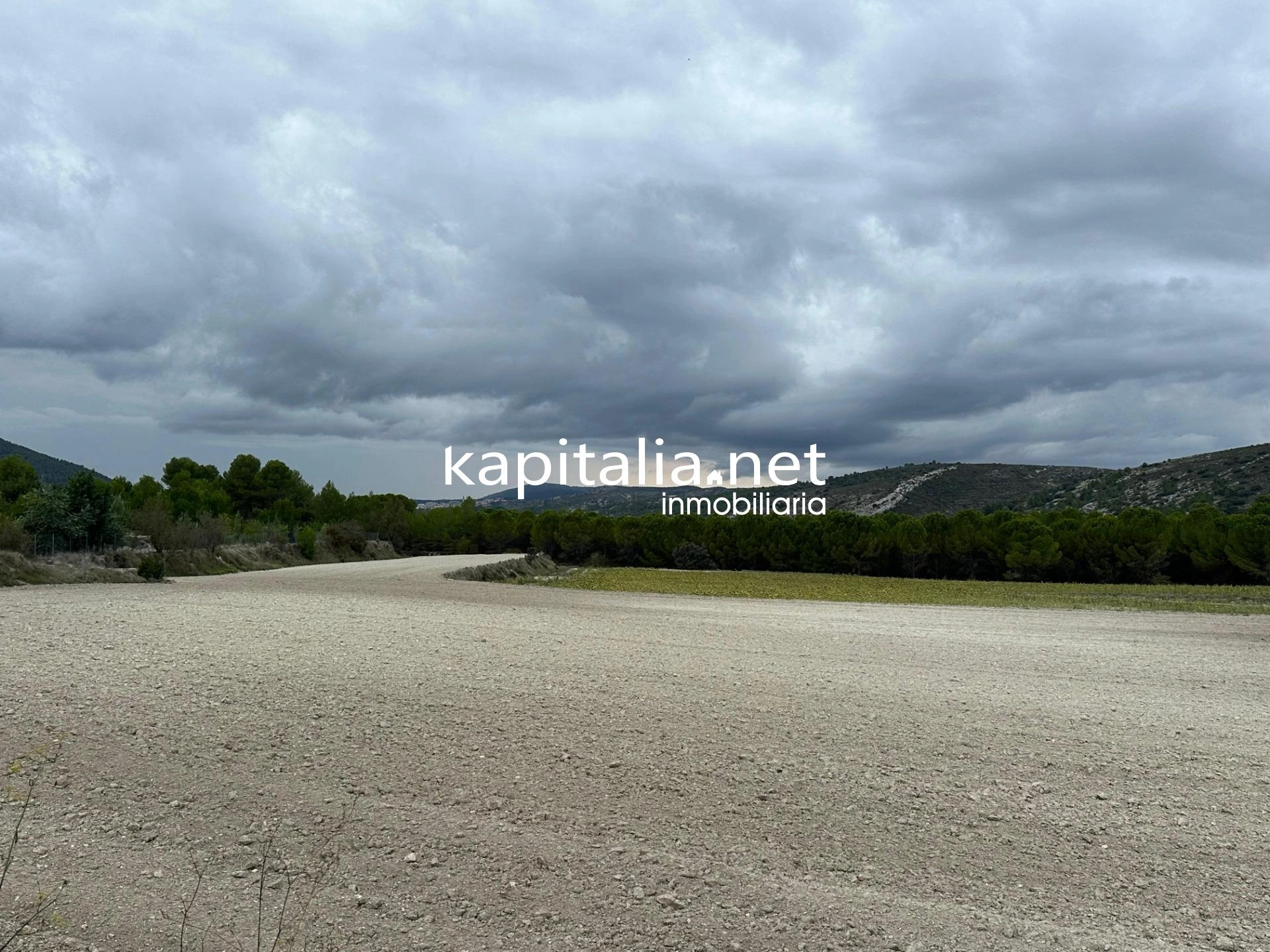 Parcela a la venta en Alfafara