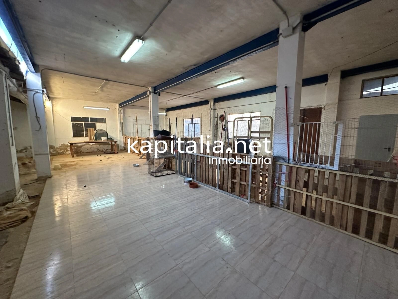 Edificio en venta en L´Olleria (Valencia)