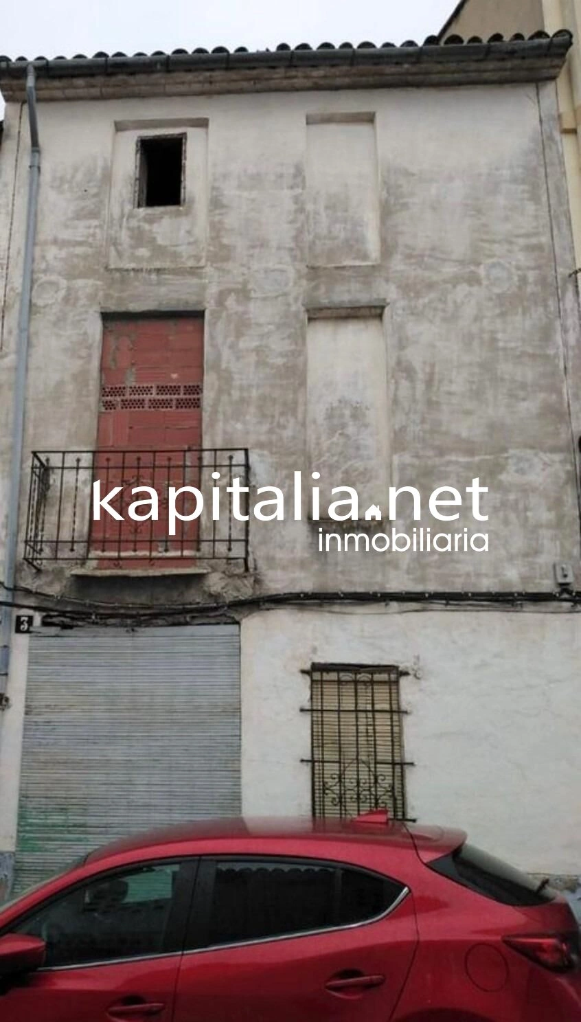 09657 - CASA A LA VENTA PARA REFORMAR EN BENISSUERA.