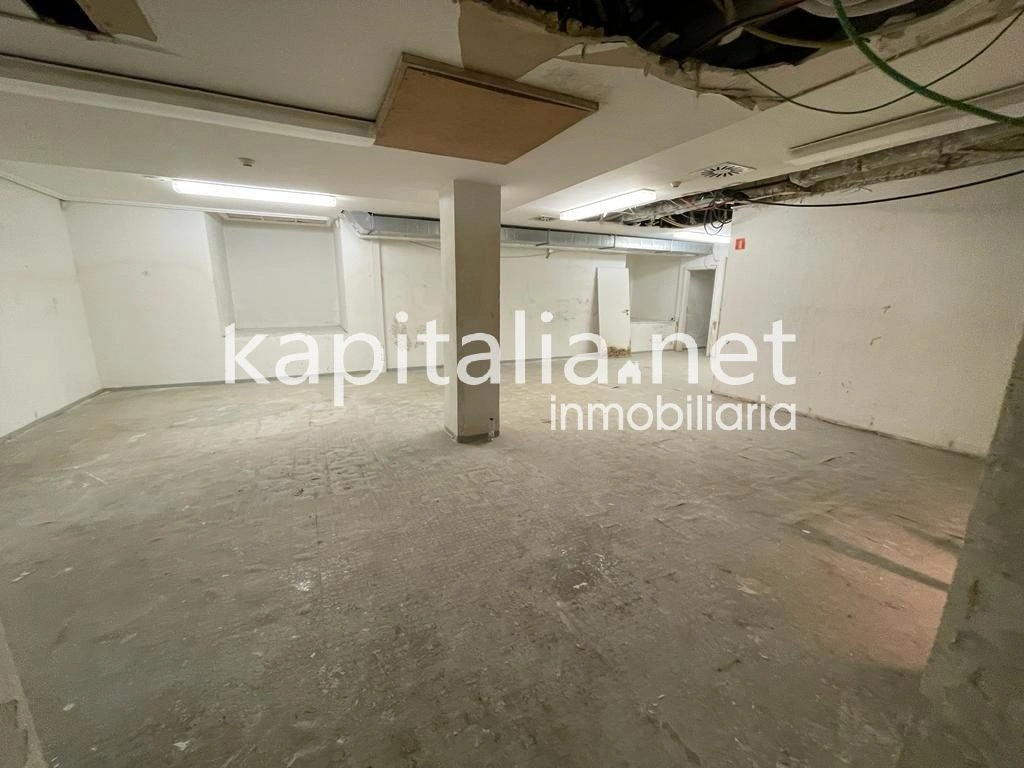 07775 - Commercial premises for rent in the centre of Valencia (Valencia)