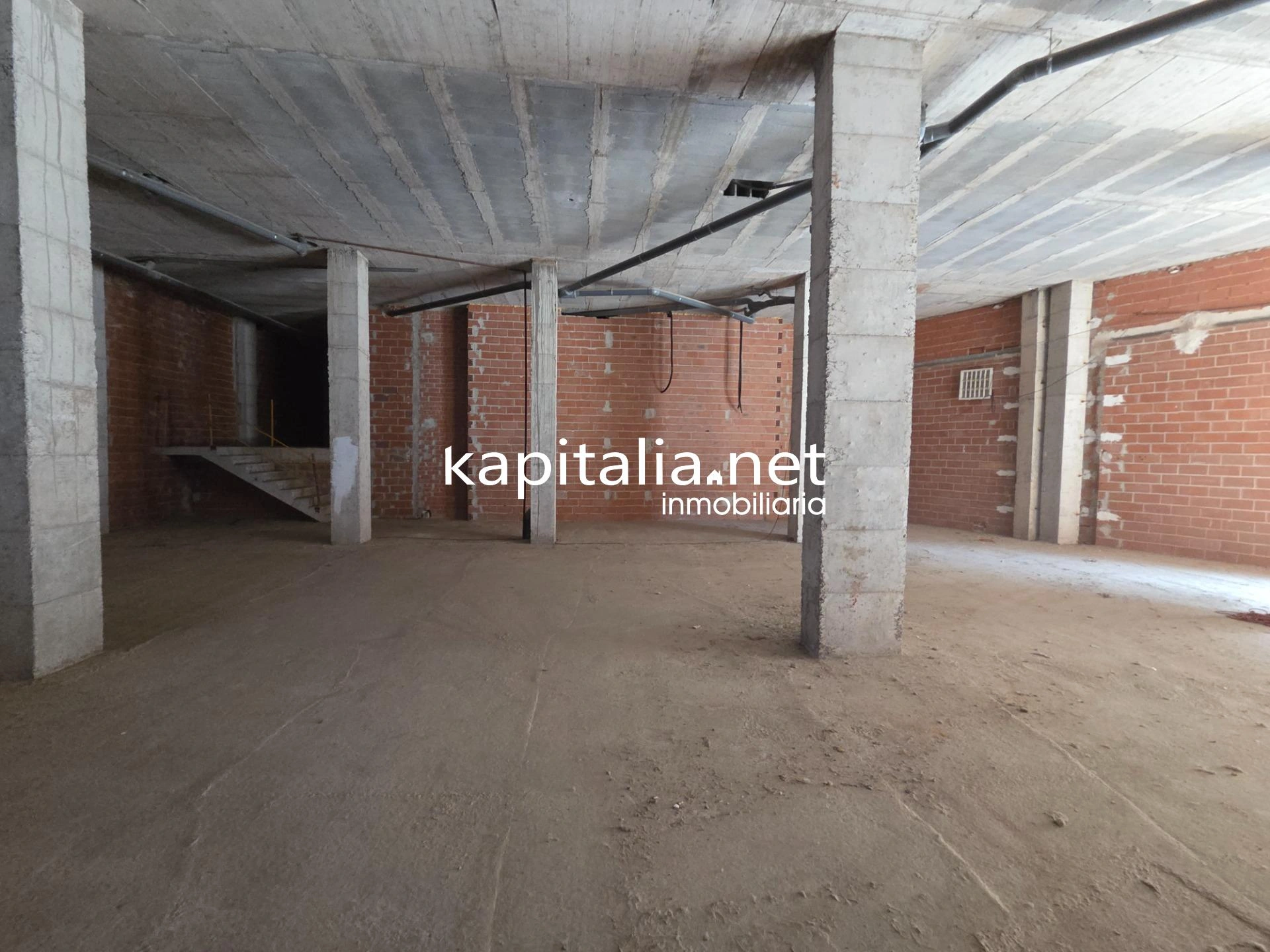 10282 - Local comercial a la venta en Ontinyent
