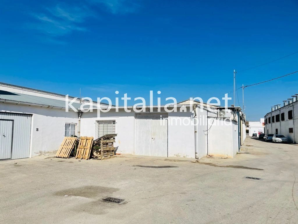 06581 - Nave Industrial en Xativa