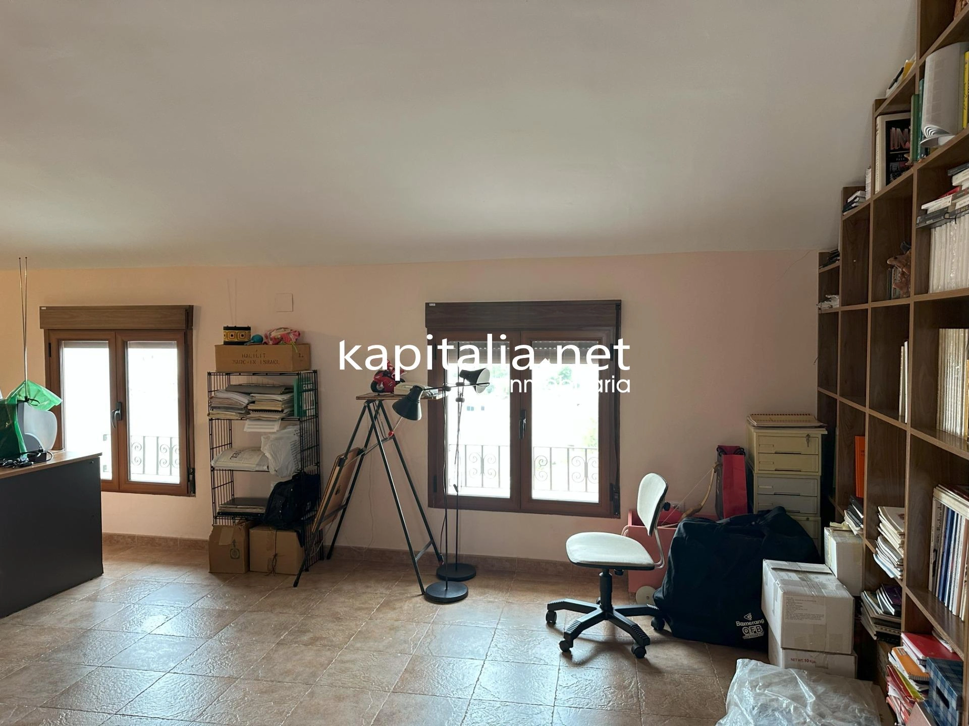 ESPECTACULAR CASA A LA VENTA EN AGULLENT