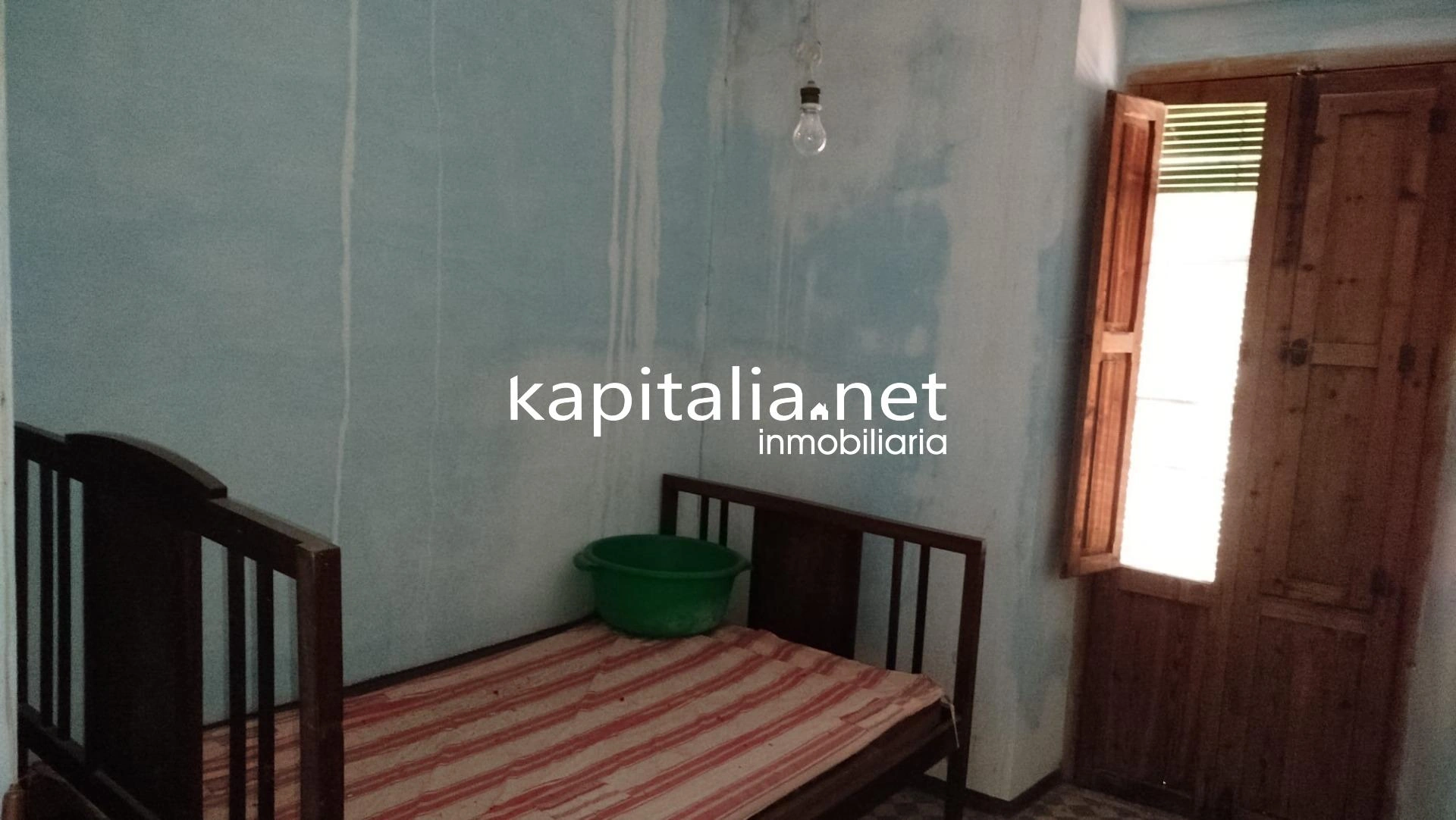 CASA EN VENTA EN AGRES