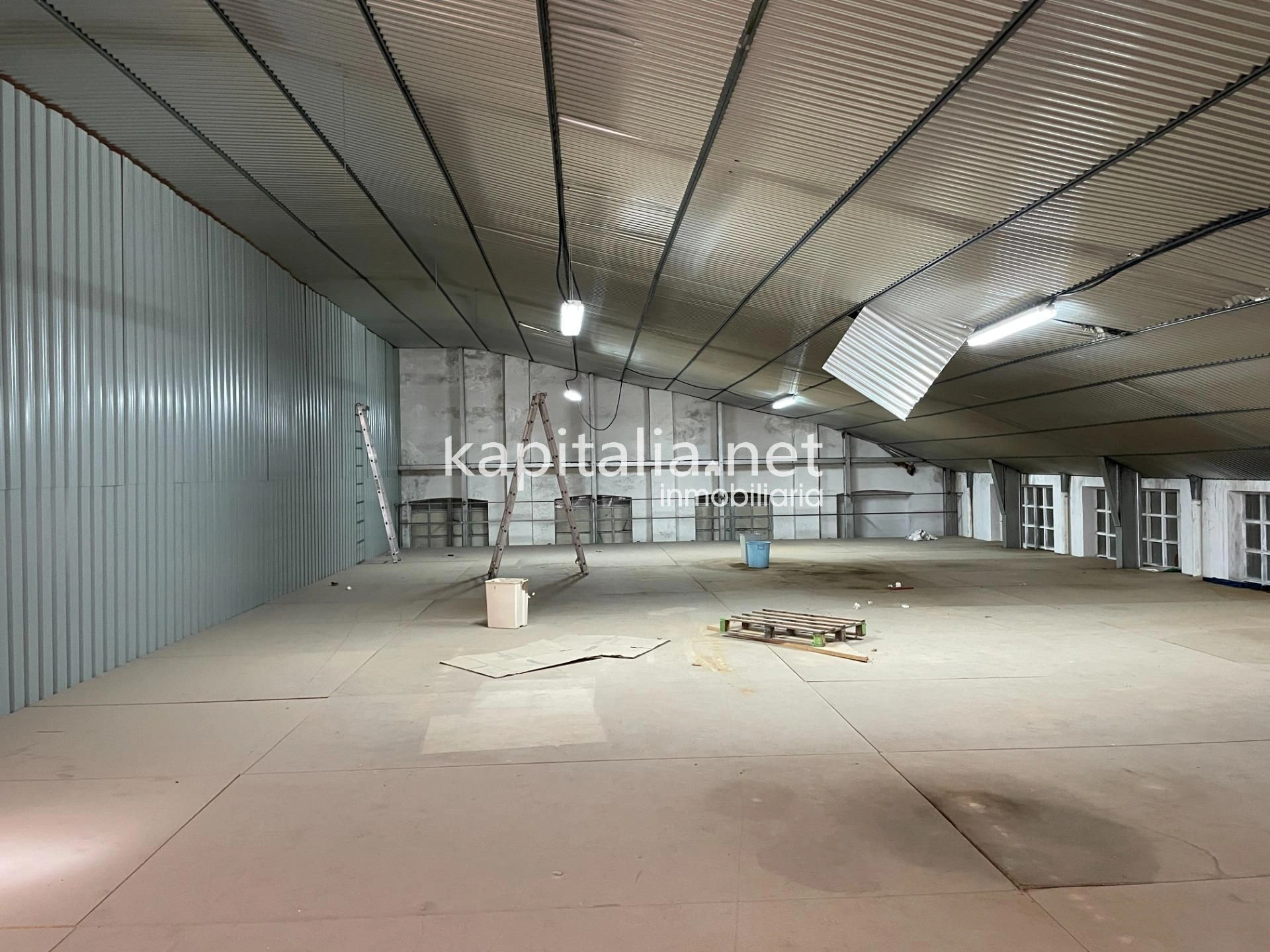 Nave Industrial a la venta en Bocairent