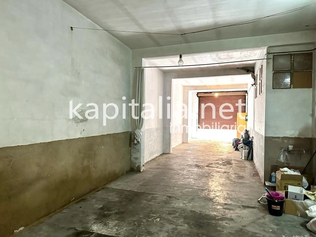 08371 - Local comercial en venta en Ontinyent (Valencia)