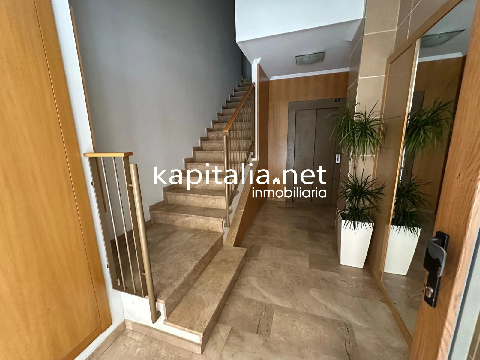 09584 - Entresuelo a la venta en Ontinyent (Valencia)