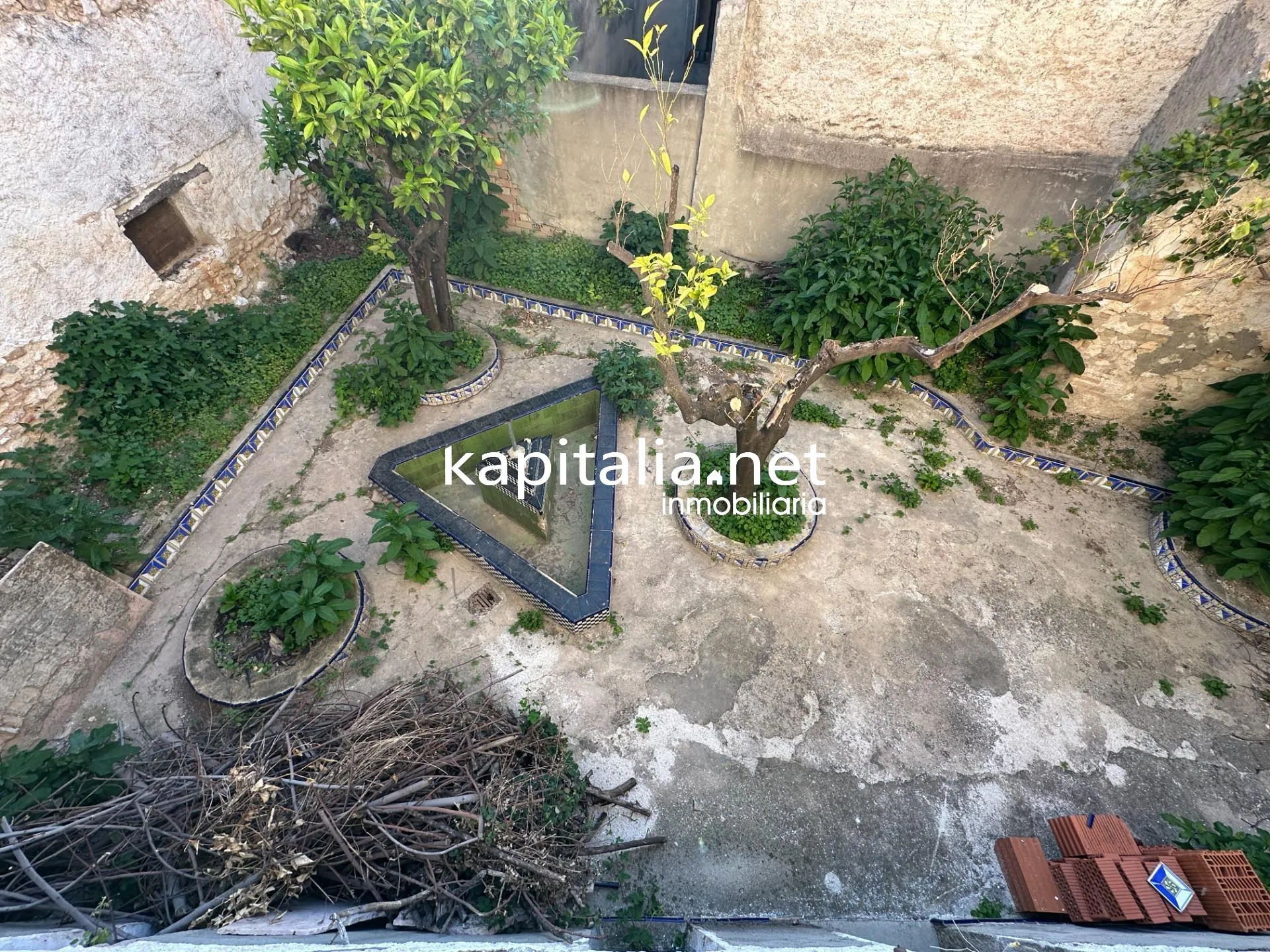 GRAN CASA A LA VENTA EN AGULLENT