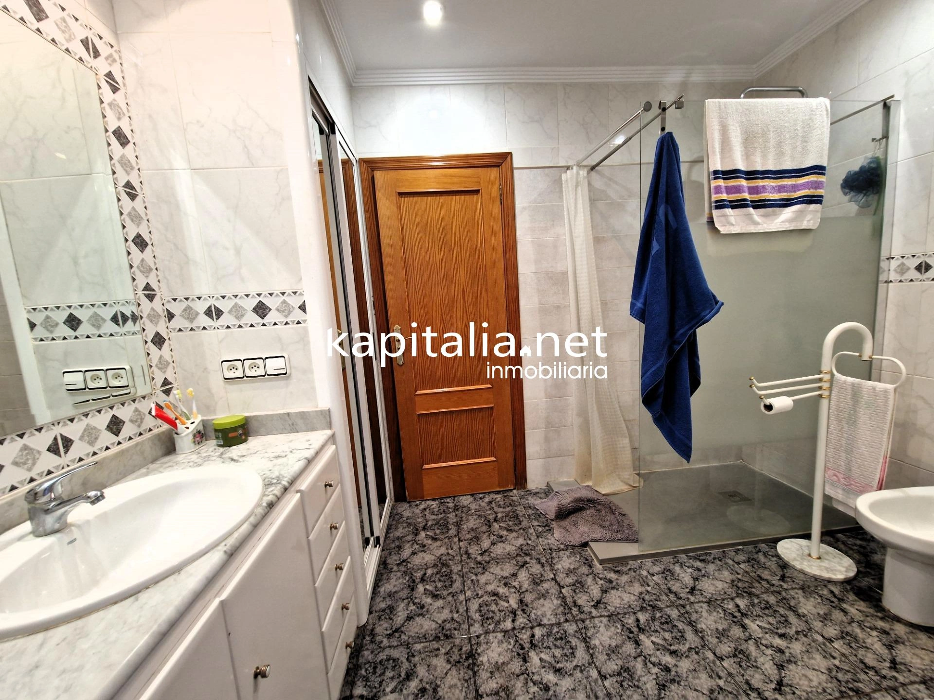 09323 - Gran casa a la venta en la zona de Sant Jaume de la ciudad de Xativa