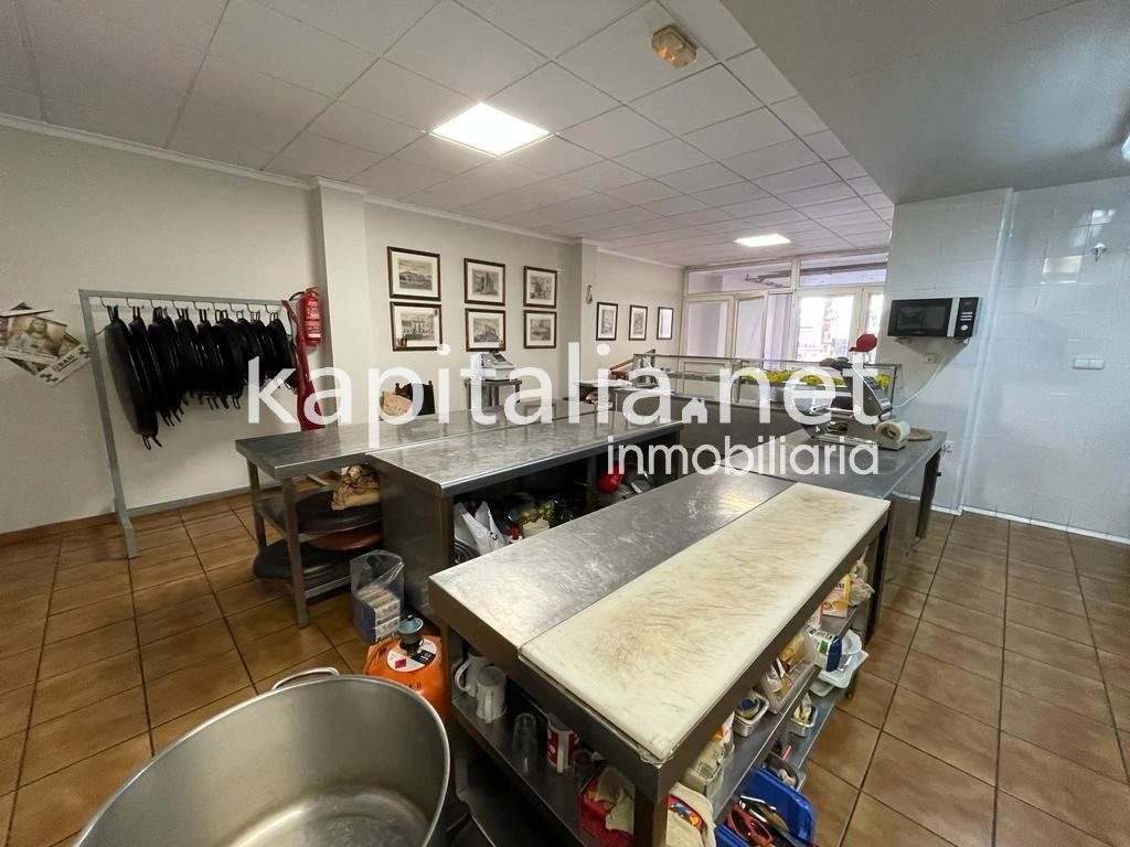 Local comercial totalmente equipado