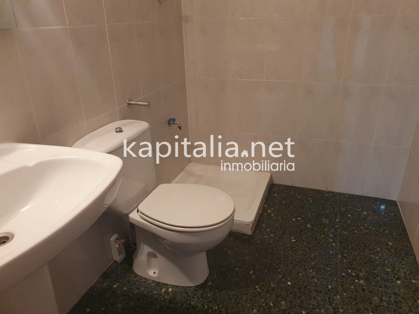 06497 - Mezzanine for rent in Ontinyent.