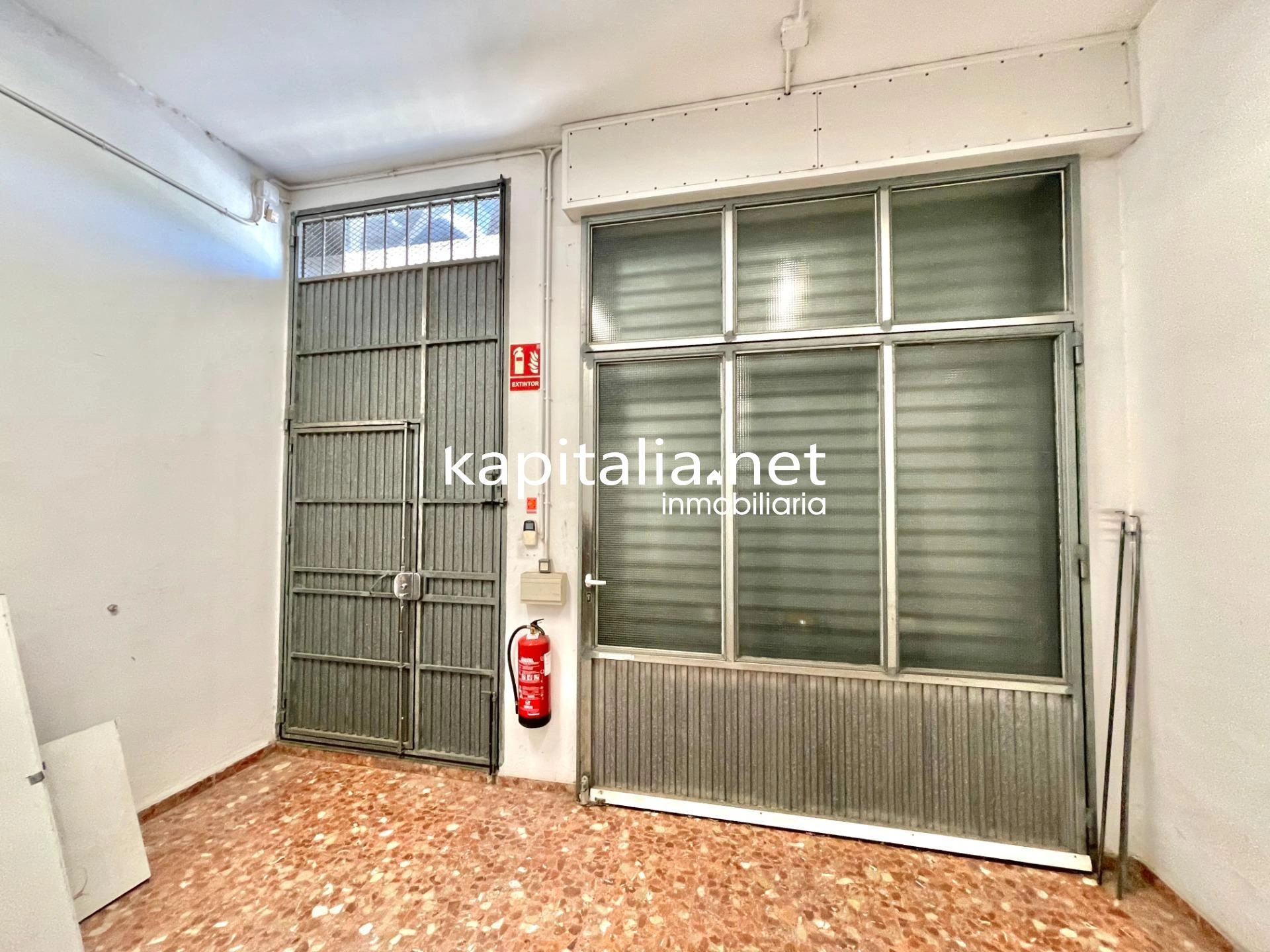 Local comercial a la venta en Gandía