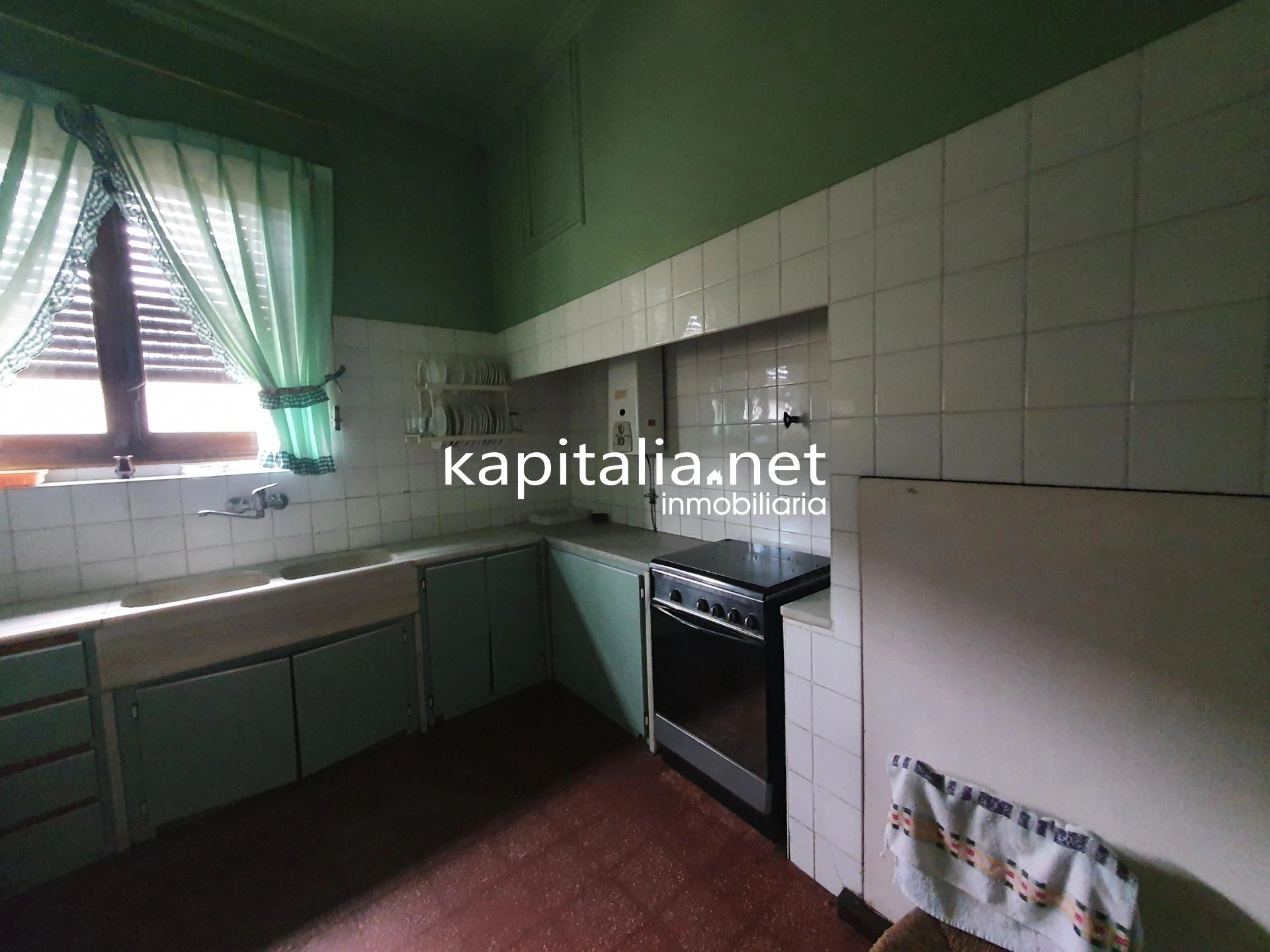 Edificio a la venta recayente a dos calles en Ontinyent
