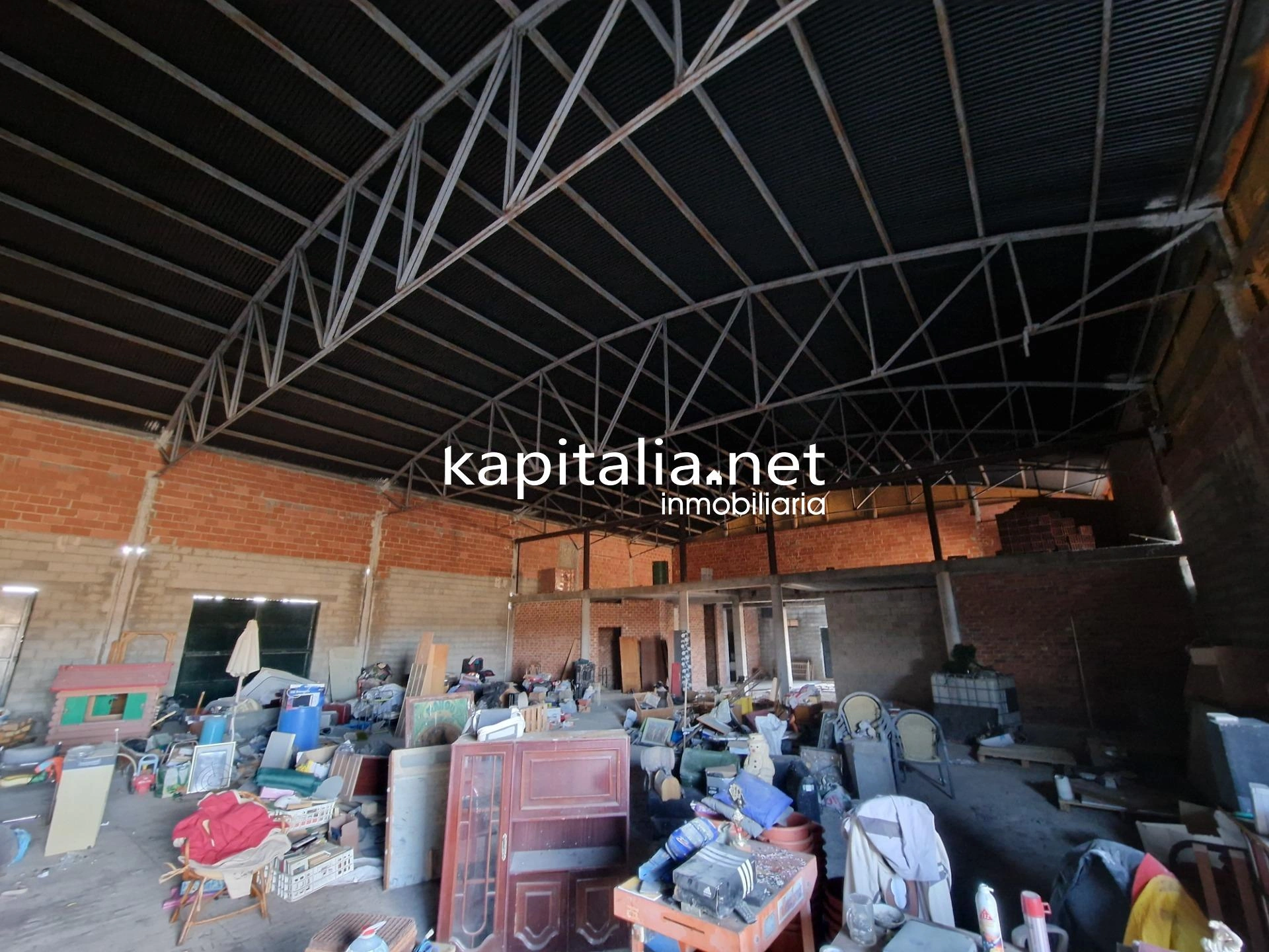 08854 - Nave en venta más 30.000m2 de parcela en Belgida