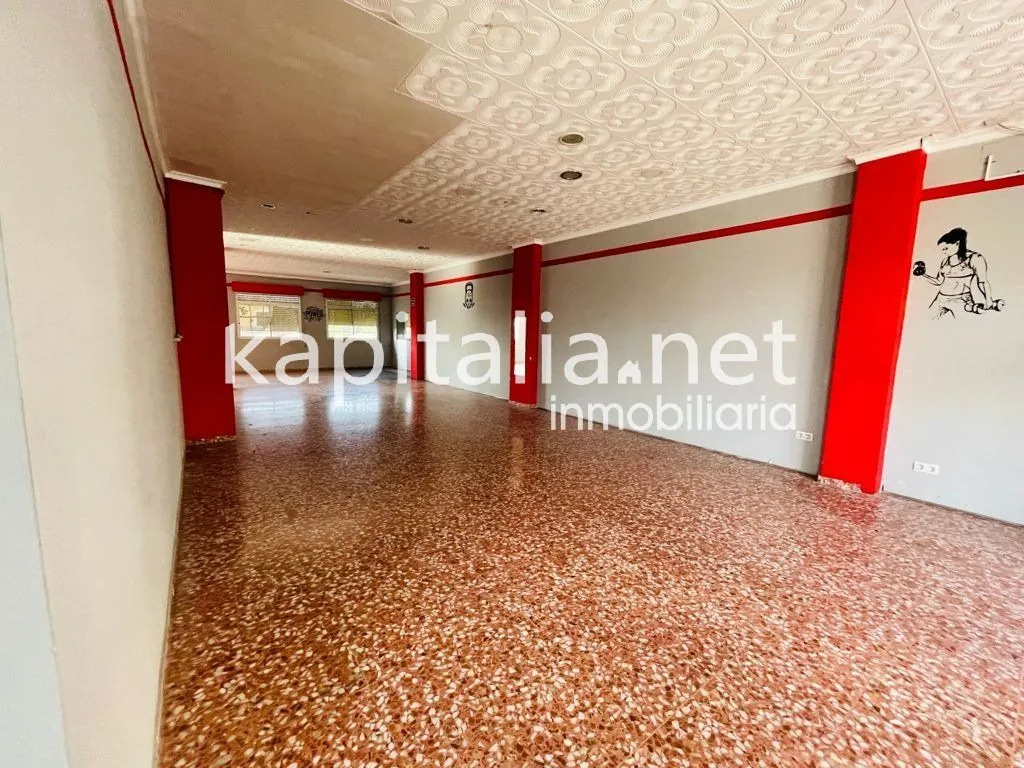 06570 - Local comercial en venta y alquiler en L´Olleria (Valencia)
