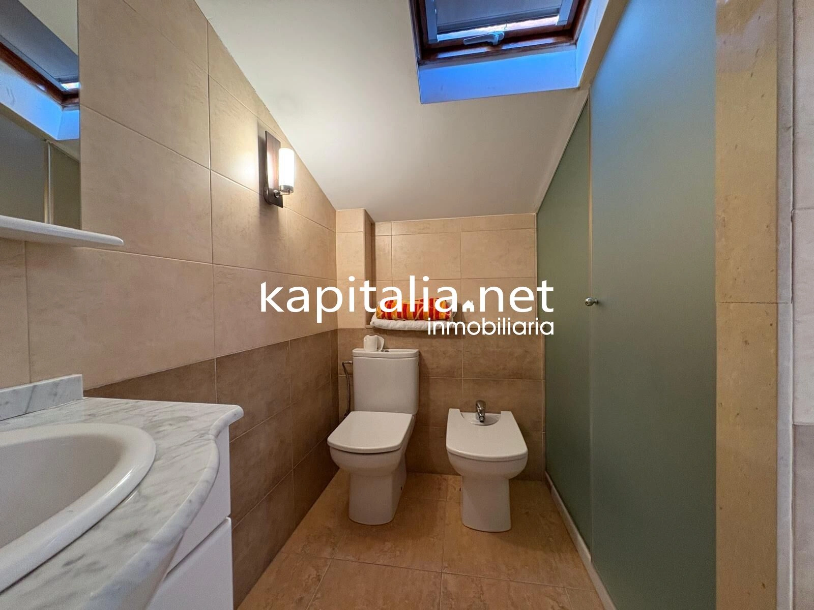 EXCLUSIVE SEMI-DETACHED HOUSE FOR SALE, READY TO MOVE INTO IN ANNA
