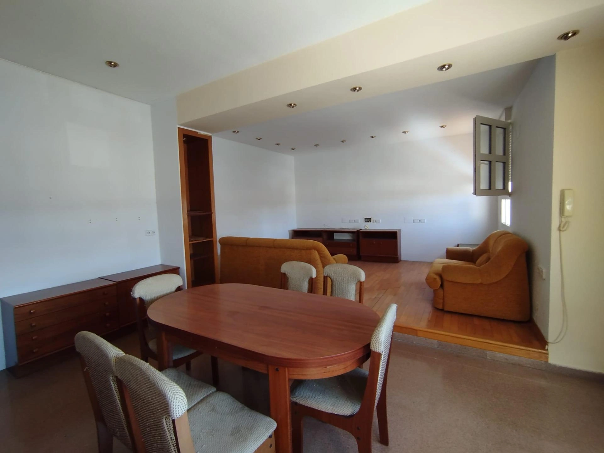 Nave industrial y viviendas con infinitas posibilidades en venta en Bocairent