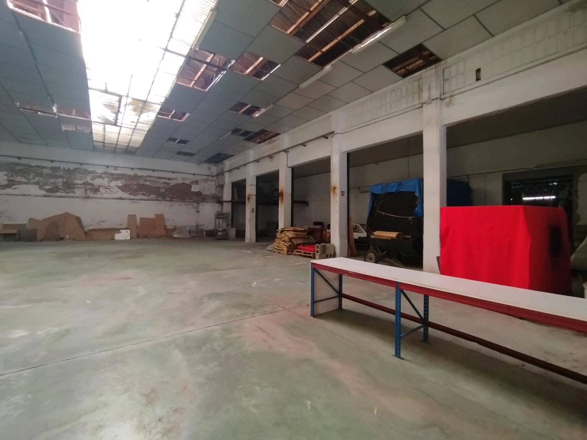 Nave industrial y viviendas con infinitas posibilidades en venta en Bocairent
