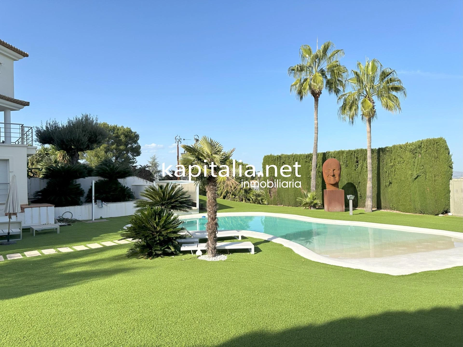 09605 - IMPRESIONANTE VILLA A LA VENTA EN LA PROVINCIA DE VALENCIA