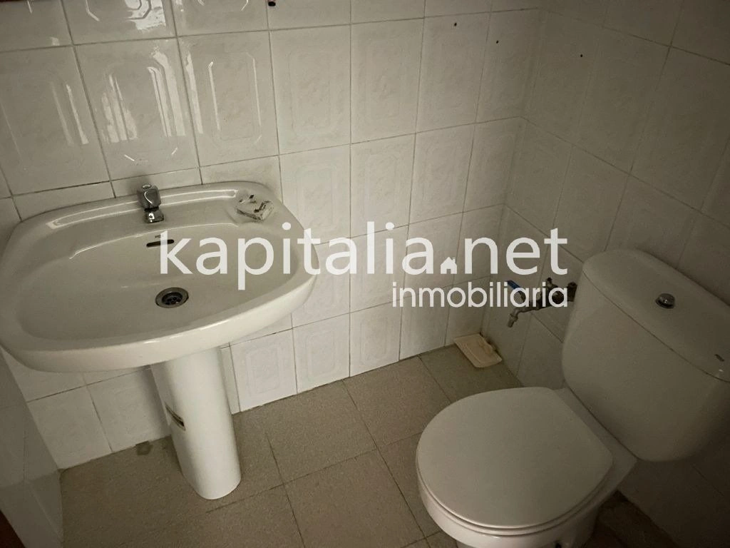 06632 - Property for Rent in Ontinyent