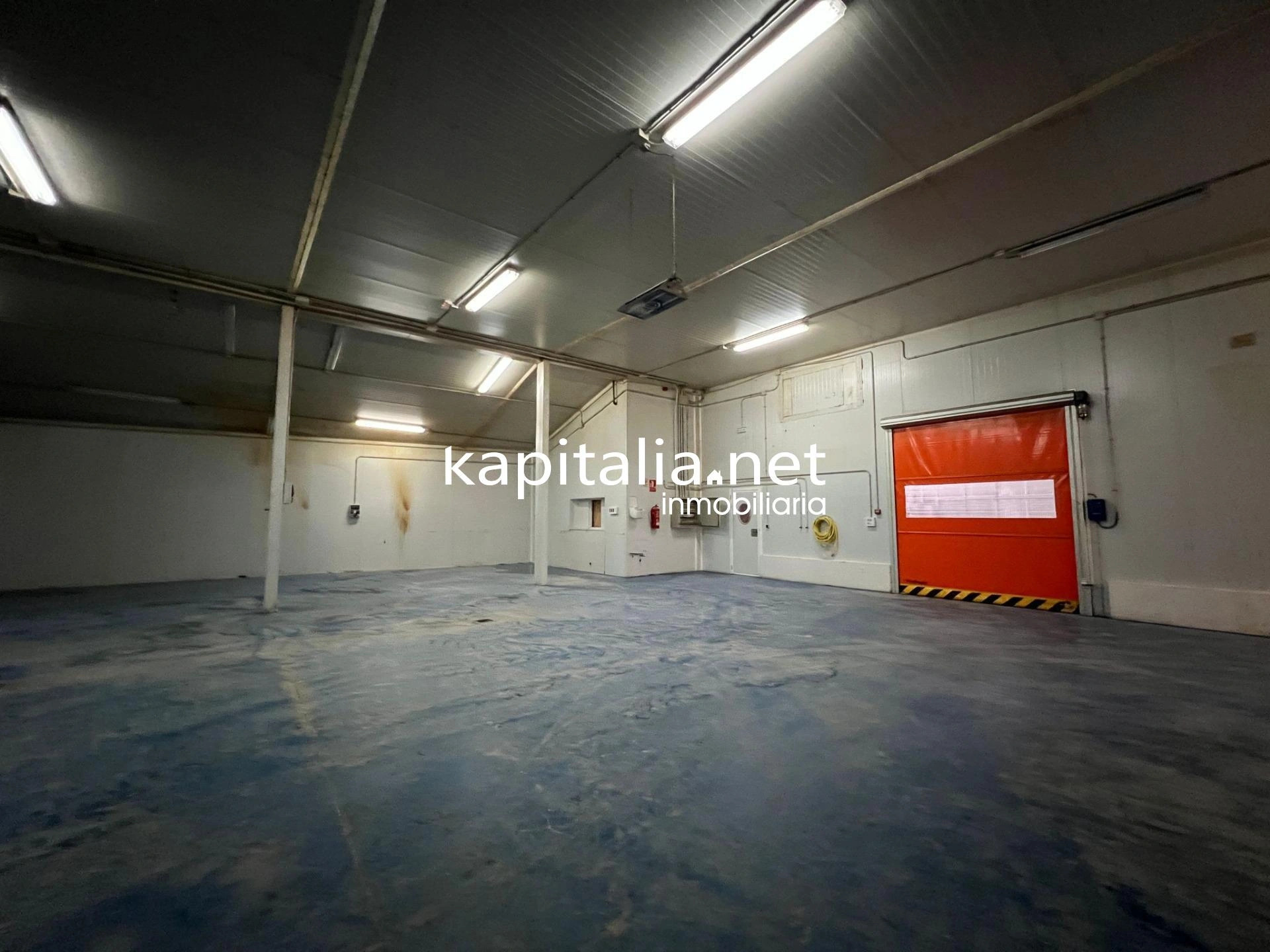 08998 - Nave a la venta y alquiler en Agullent