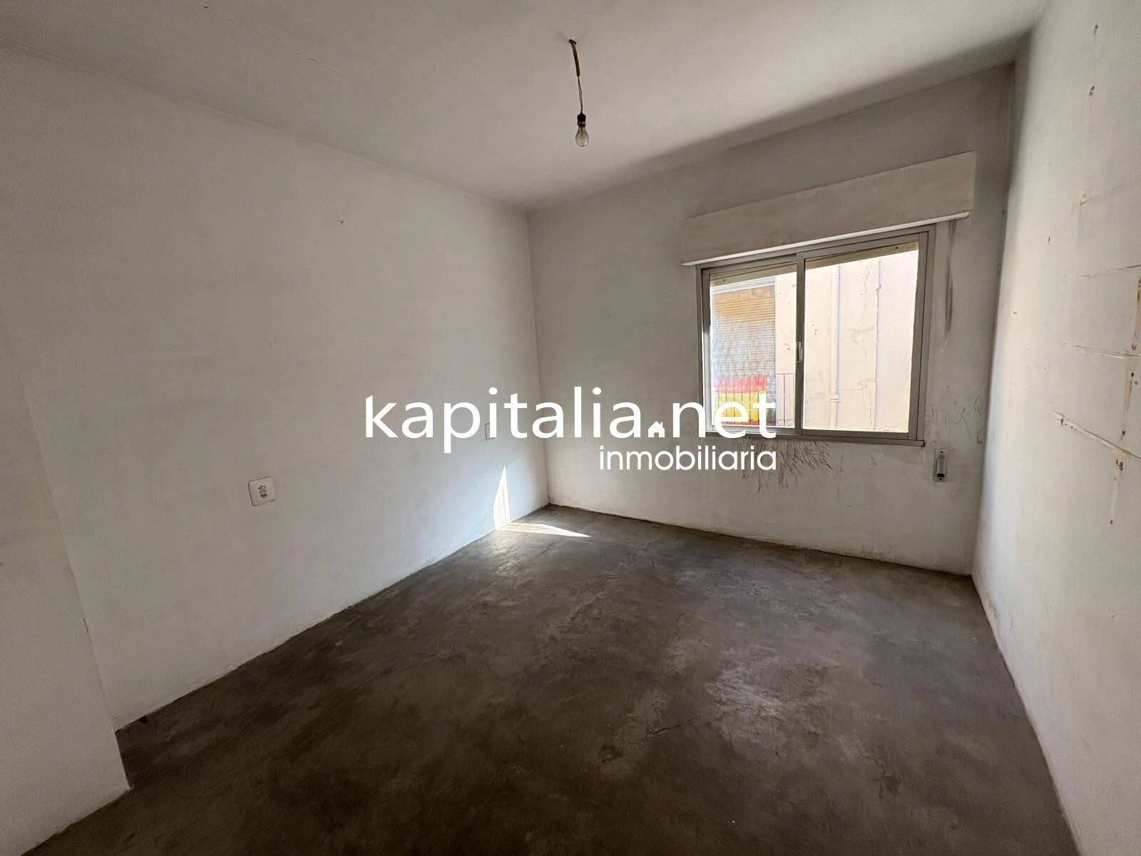 10147 - PISO CON BUHARDILLA A LA VENTA EN VALLADA