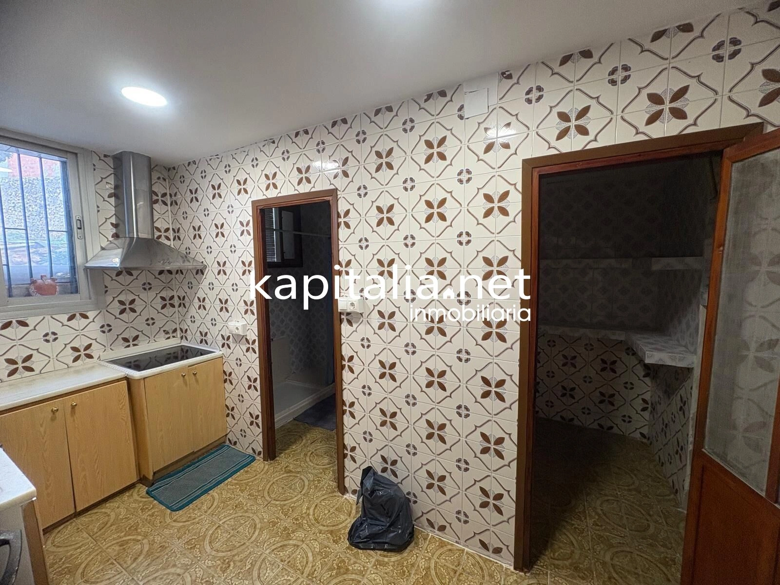 09847 - BONITA CASA A LA VENTA EN L'ENOVA